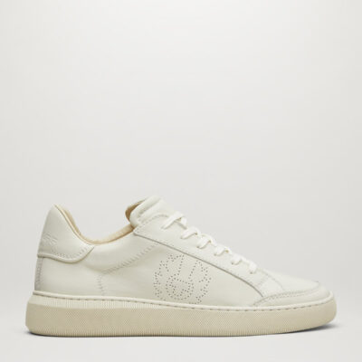 track low top sneakers